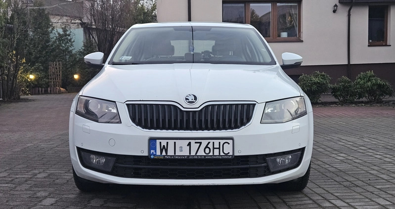 Skoda Octavia cena 42500 przebieg: 280000, rok produkcji 2016 z Warszawa małe 121